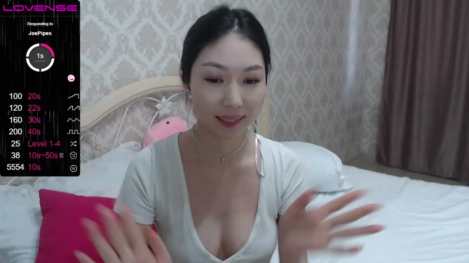 Gallery image thumbnail from blackfoxi's myfreecams stream on, 05/19/2023, 13:12 image 10 of 20