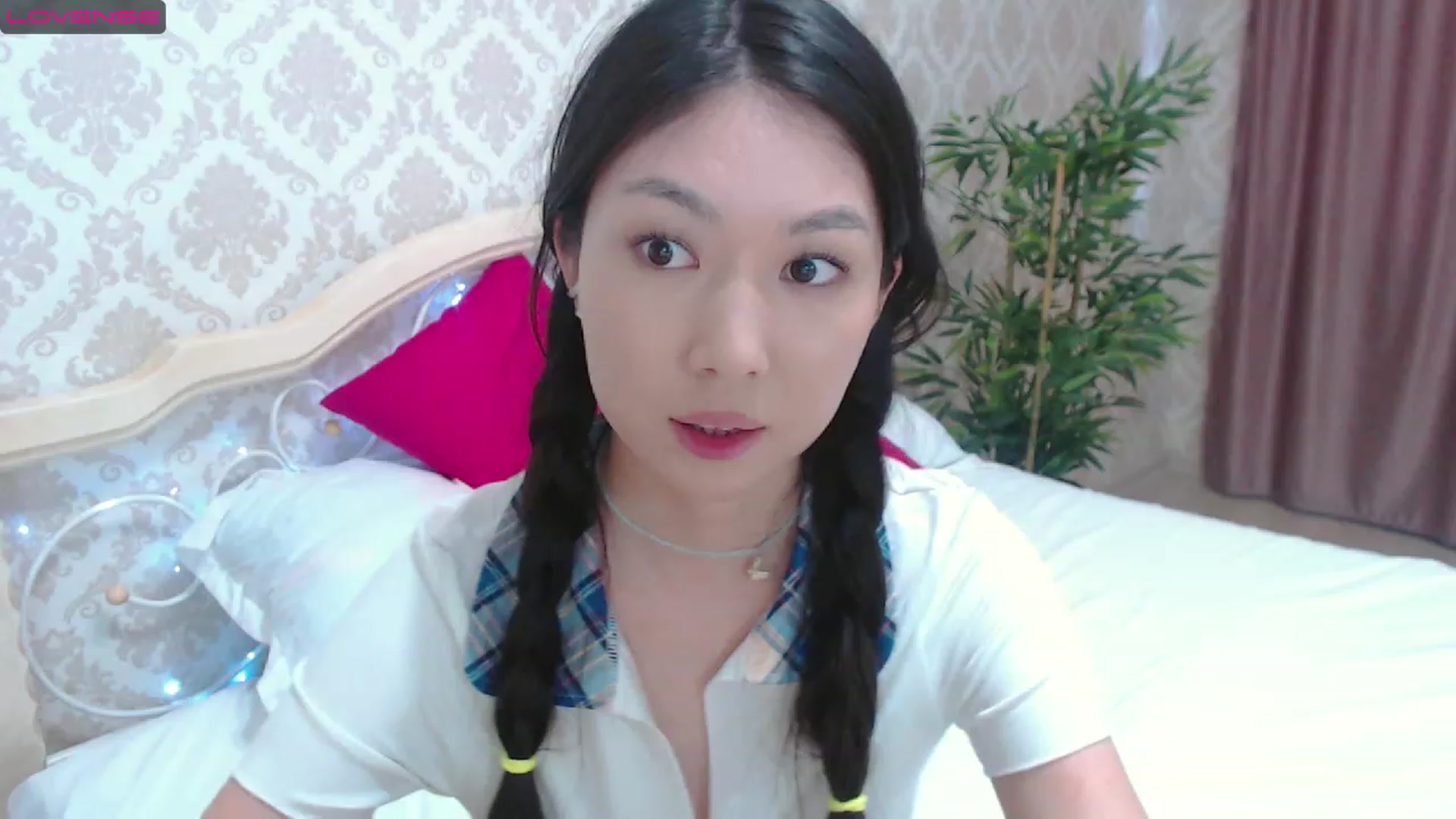 Gallery image thumbnail from blackfoxi's myfreecams stream on, 05/20/2023, 13:20 image 13 of 20