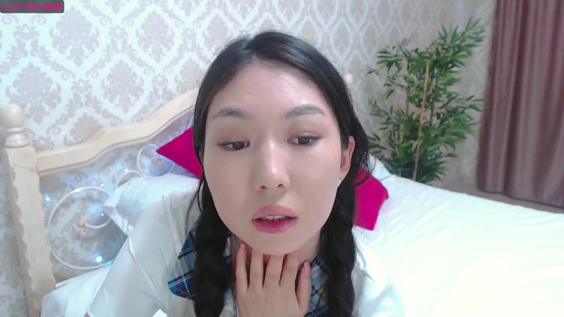 Gallery image thumbnail from blackfoxi's myfreecams stream on, 05/20/2023, 15:22 image 3 of 20