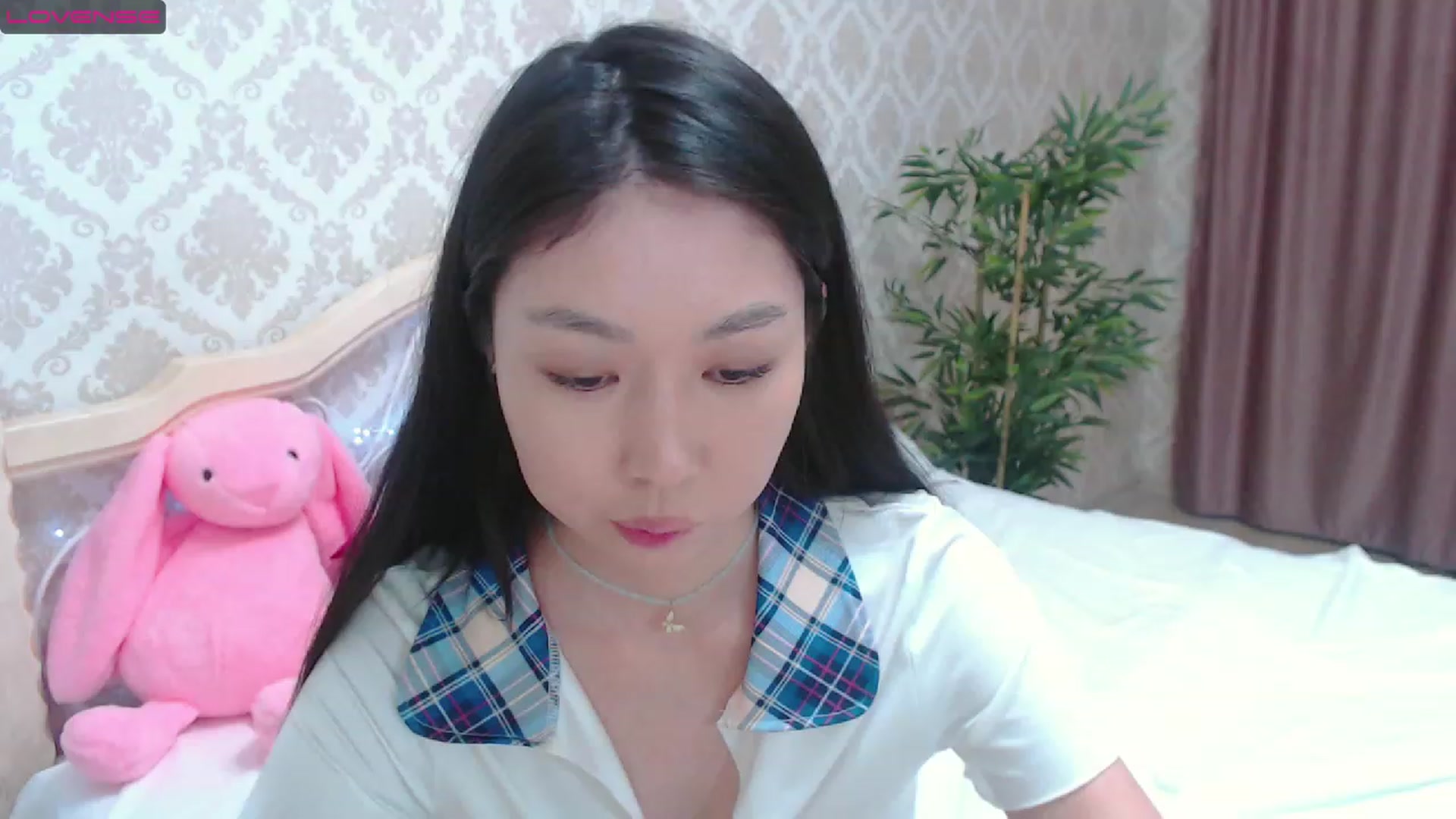 Gallery image thumbnail from blackfoxi's myfreecams stream on, 05/20/2023, 17:39 image 18 of 20