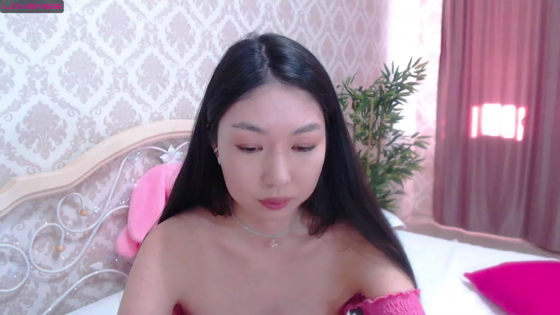 Gallery image thumbnail from blackfoxi's myfreecams stream on, 05/21/2023, 14:31 image 1 of 20