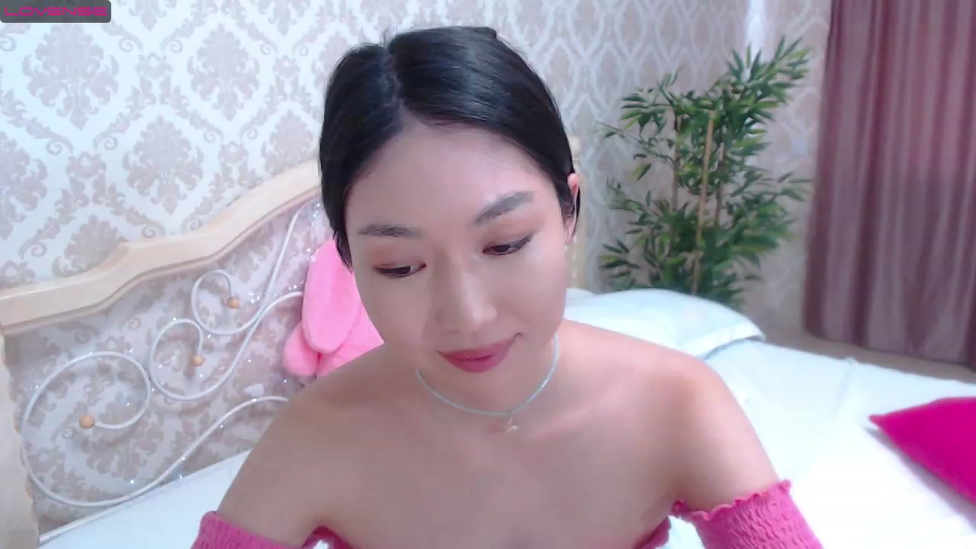 Gallery image thumbnail from blackfoxi's myfreecams stream on, 05/21/2023, 14:31 image 8 of 20
