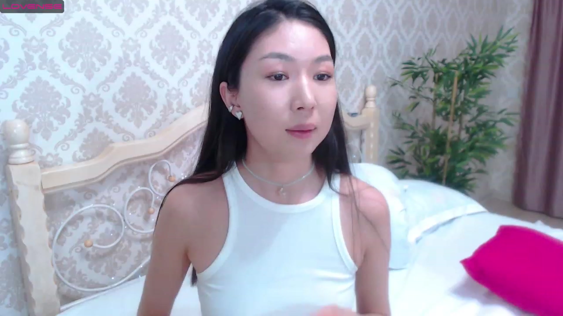 Gallery image thumbnail from blackfoxi's myfreecams stream on, 05/21/2023, 16:20 image 18 of 20
