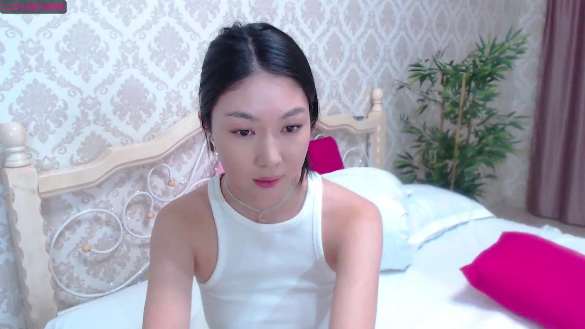 Gallery image thumbnail from blackfoxi's myfreecams stream on, 05/21/2023, 17:34 image 16 of 20