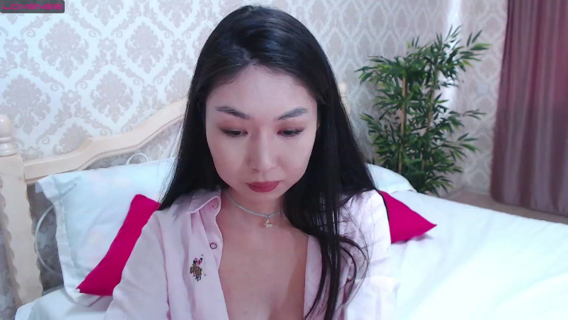 Gallery image thumbnail from blackfoxi's myfreecams stream on, 05/24/2023, 12:33 image 9 of 20