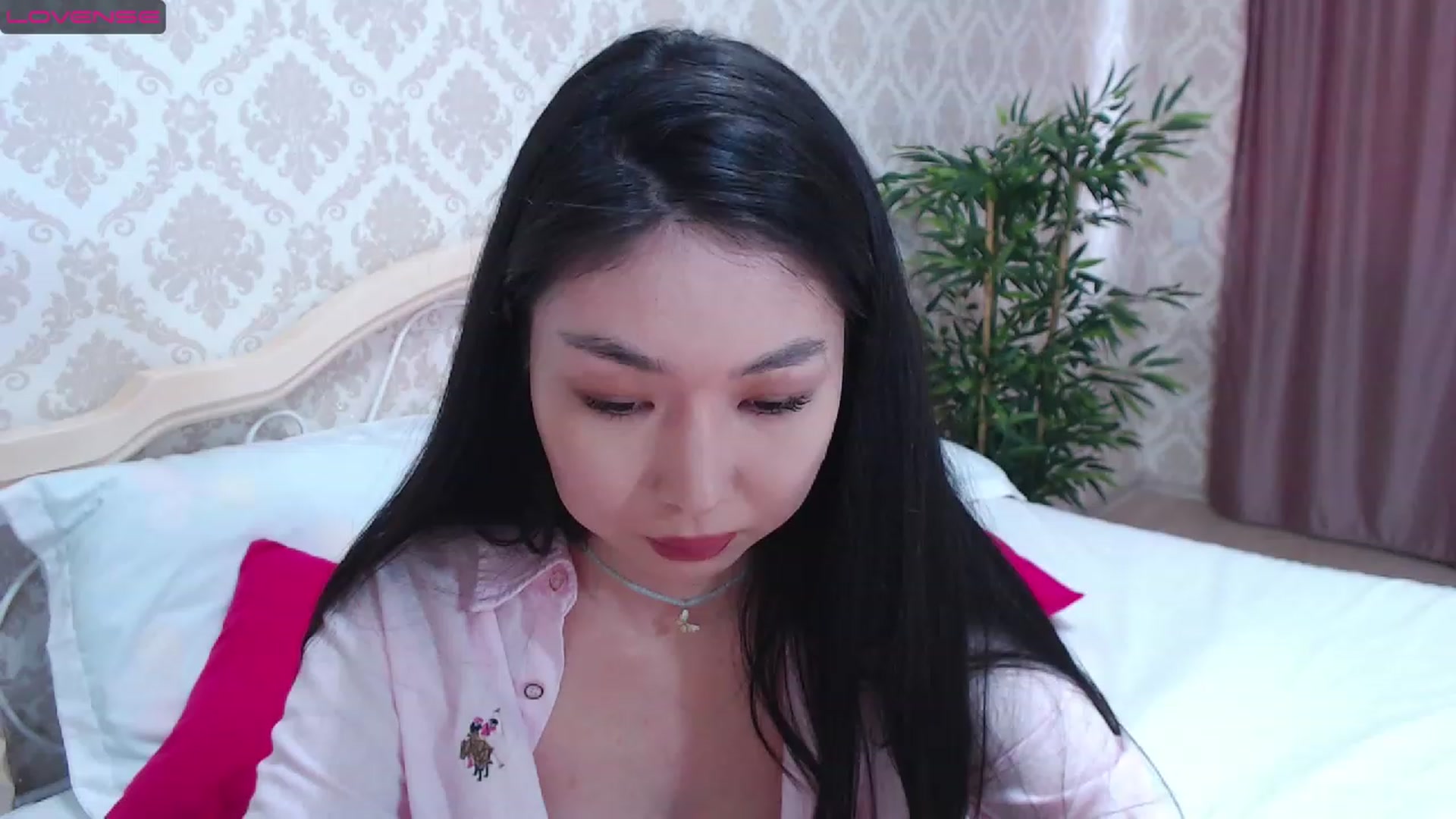 Gallery image thumbnail from blackfoxi's myfreecams stream on, 05/24/2023, 12:33 image 11 of 20