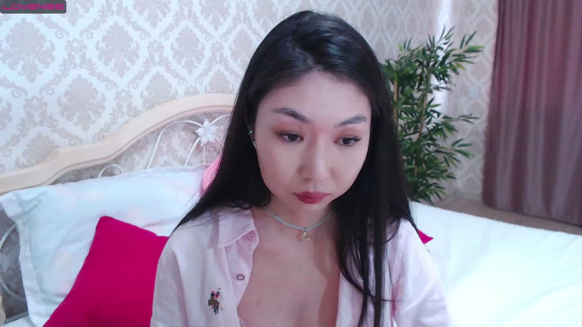 Gallery image thumbnail from blackfoxi's myfreecams stream on, 05/24/2023, 12:33 image 10 of 20