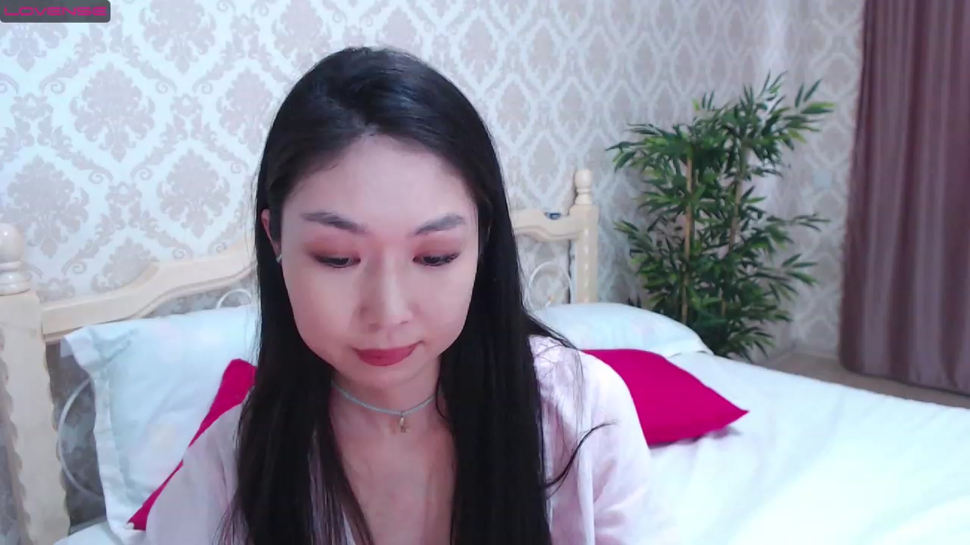 Gallery image thumbnail from blackfoxi's myfreecams stream on, 05/24/2023, 12:33 image 3 of 20