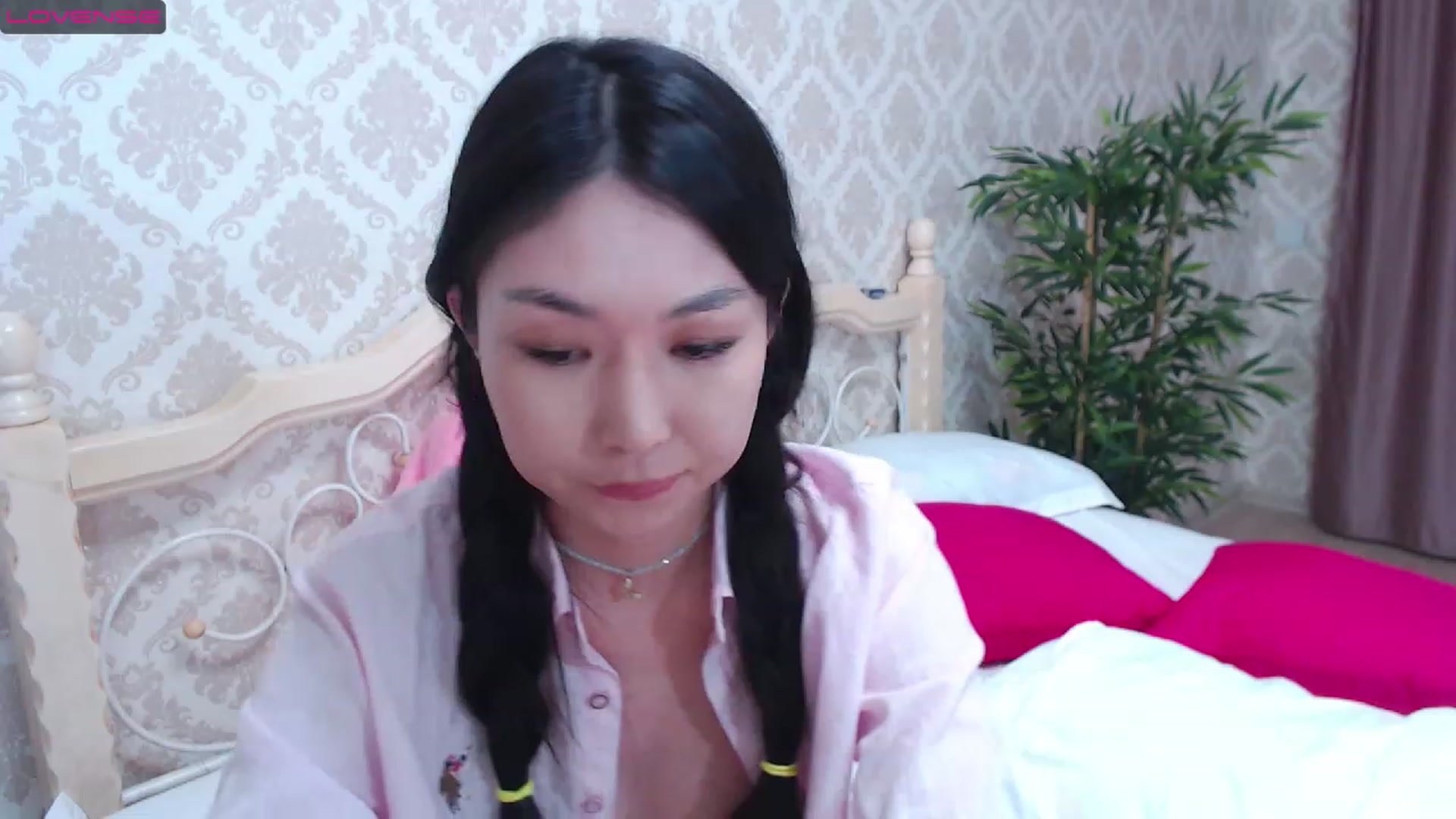 Gallery image thumbnail from blackfoxi's myfreecams stream on, 05/24/2023, 16:00 image 3 of 20