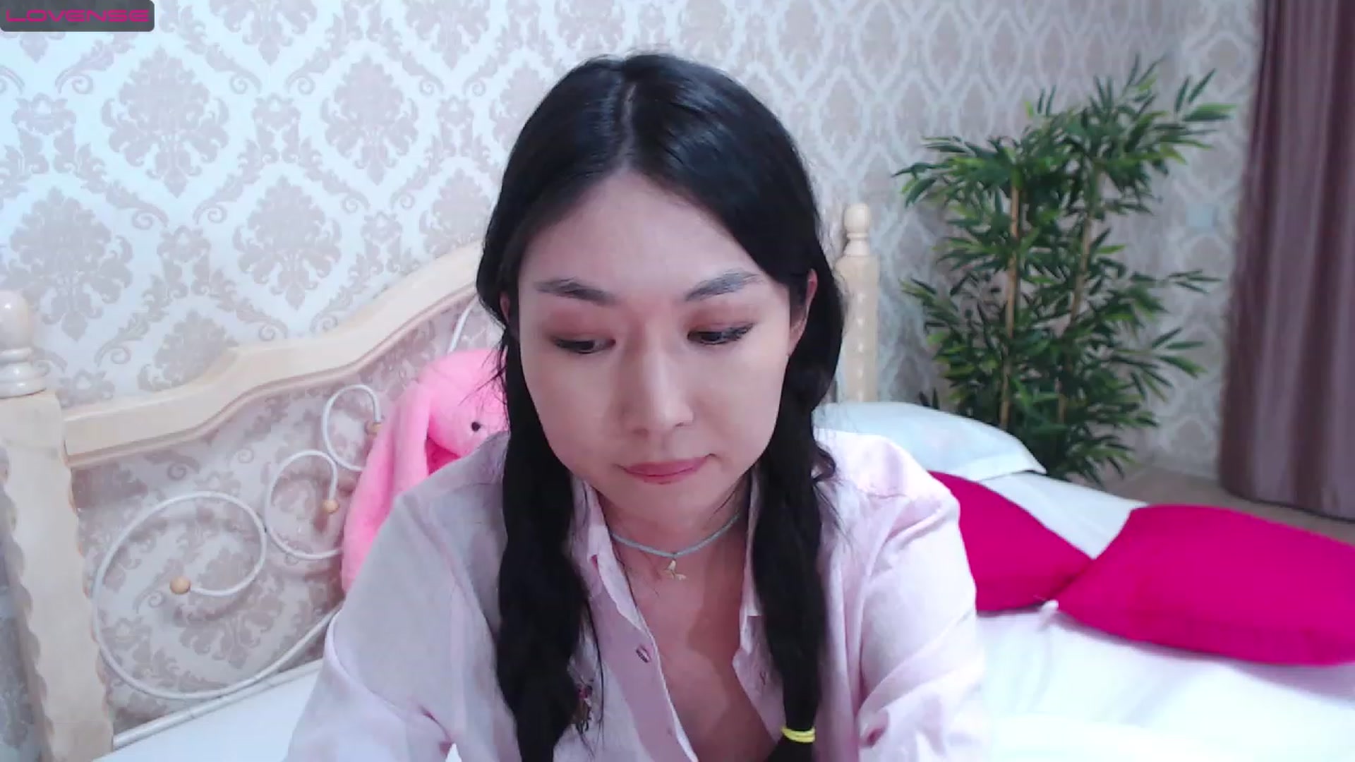 Gallery image thumbnail from blackfoxi's myfreecams stream on, 05/24/2023, 16:00 image 9 of 20