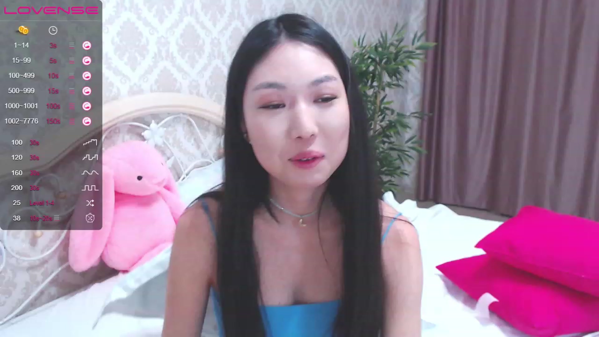 Gallery image thumbnail from blackfoxi's myfreecams stream on, 05/25/2023, 14:44 image 9 of 20
