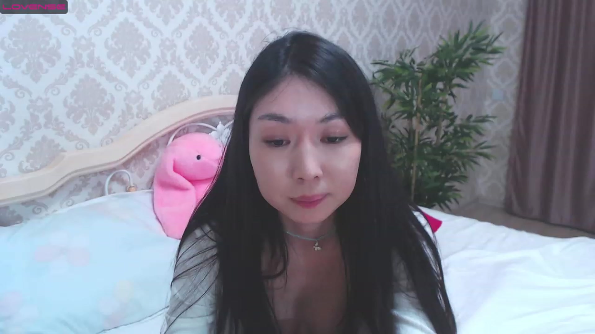 Gallery image thumbnail from blackfoxi's myfreecams stream on, 05/30/2023, 15:25 image 16 of 20