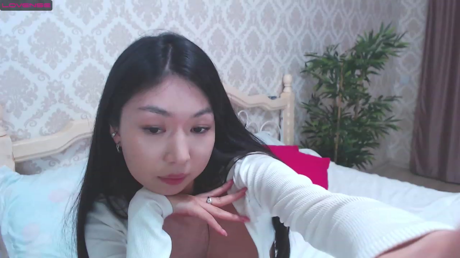 Gallery image thumbnail from blackfoxi's myfreecams stream on, 05/30/2023, 15:25 image 13 of 20