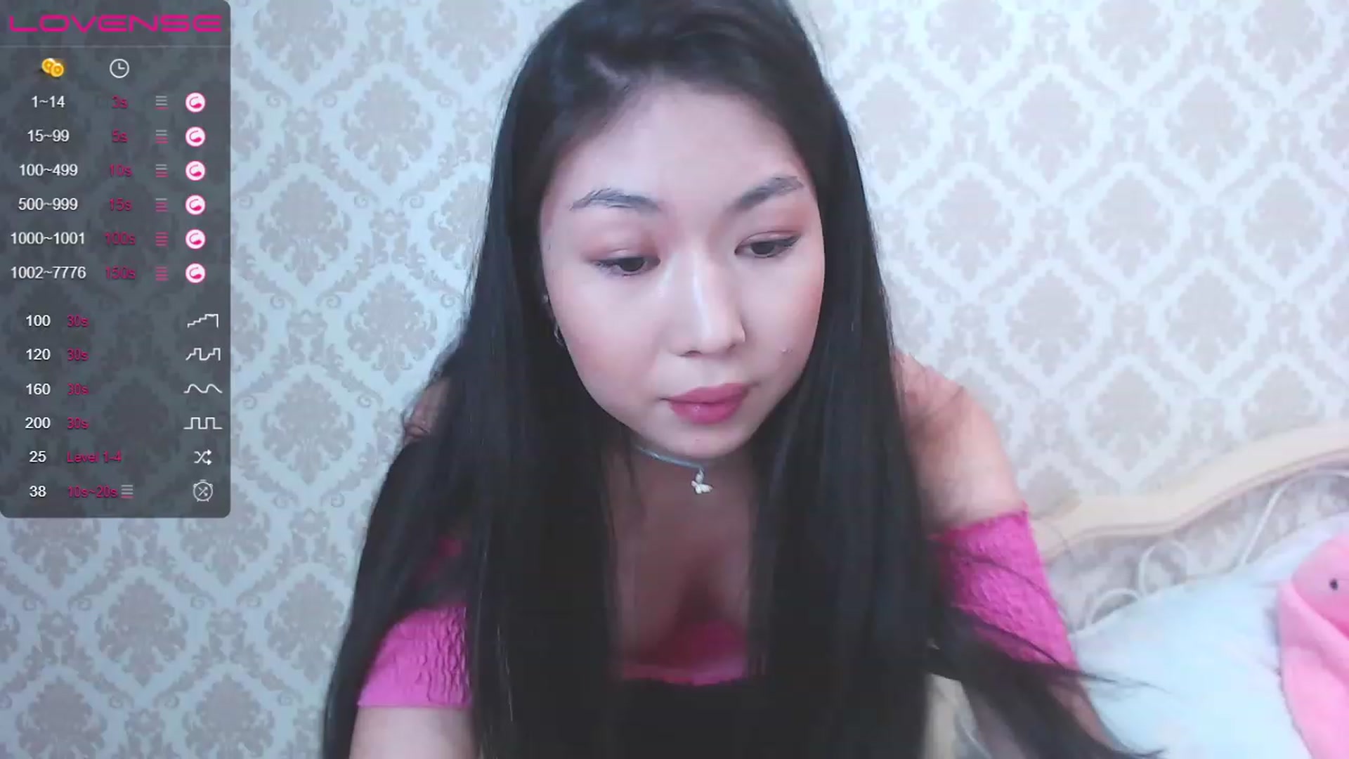 Gallery image thumbnail from blackfoxi's myfreecams stream on, 06/01/2023, 13:06 image 18 of 20
