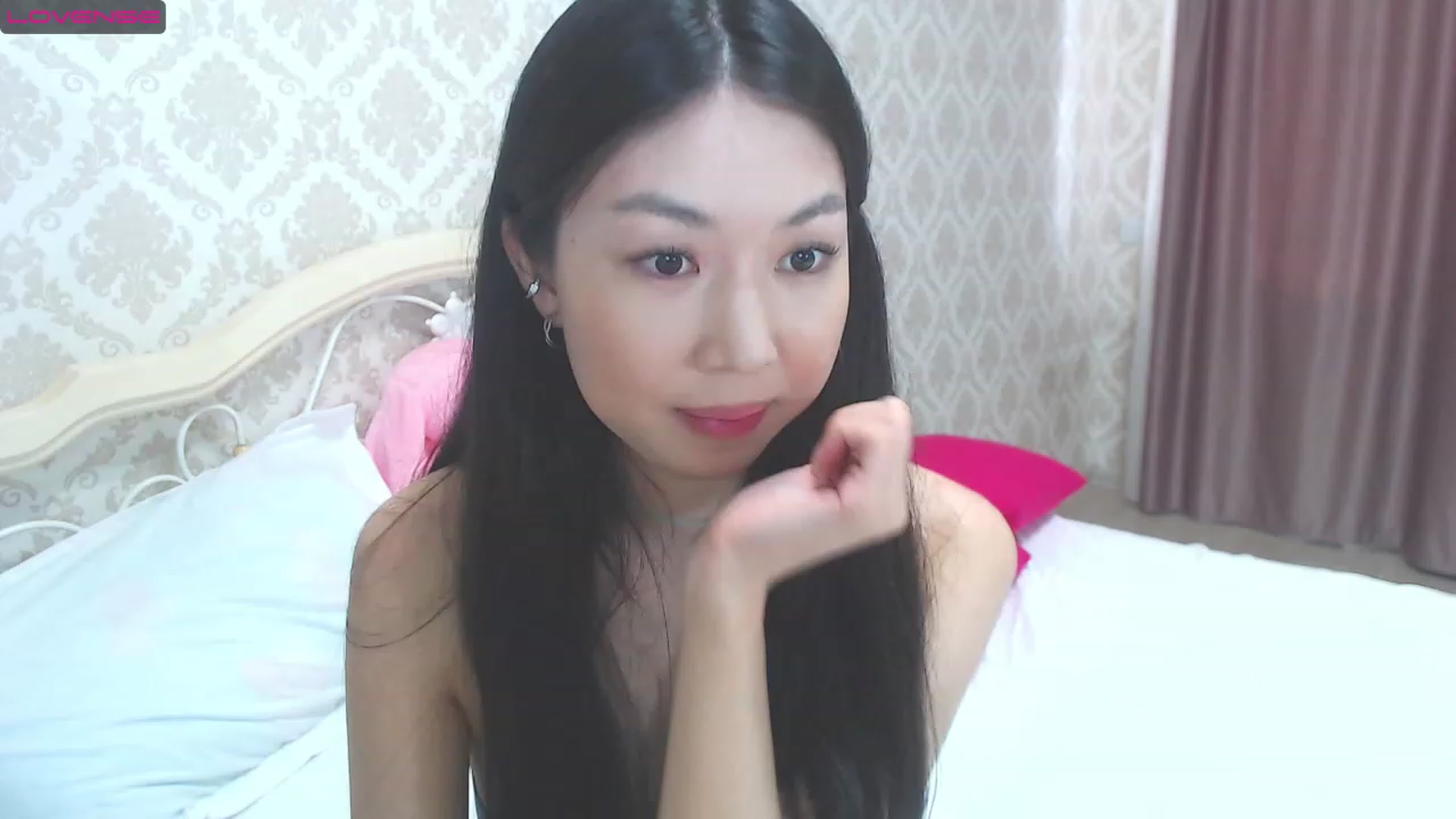 Gallery image thumbnail from blackfoxi's myfreecams stream on, 06/05/2023, 12:12 image 1 of 20