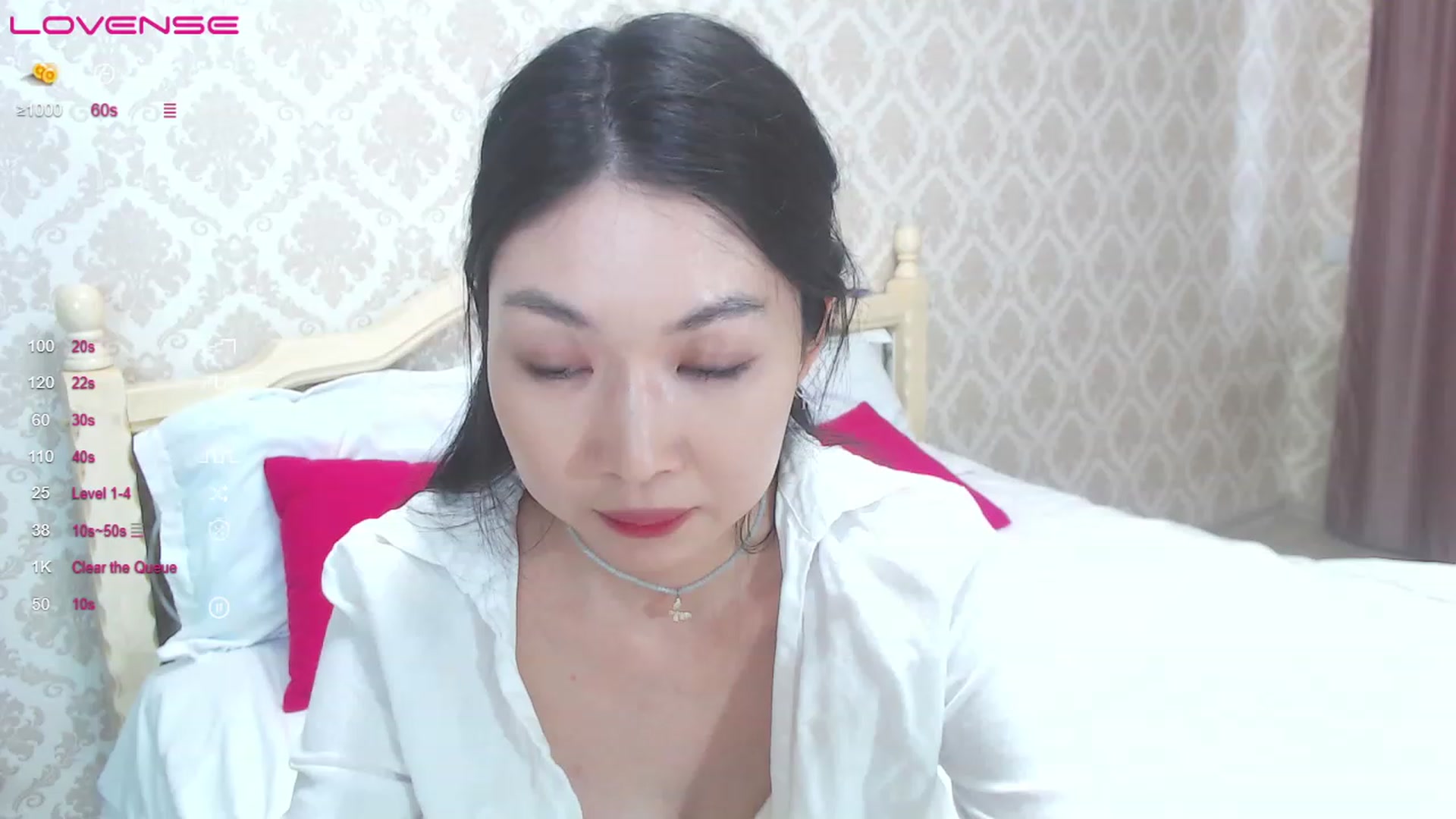 Gallery image thumbnail from blackfoxi's myfreecams stream on, 06/06/2023, 12:33 image 1 of 20