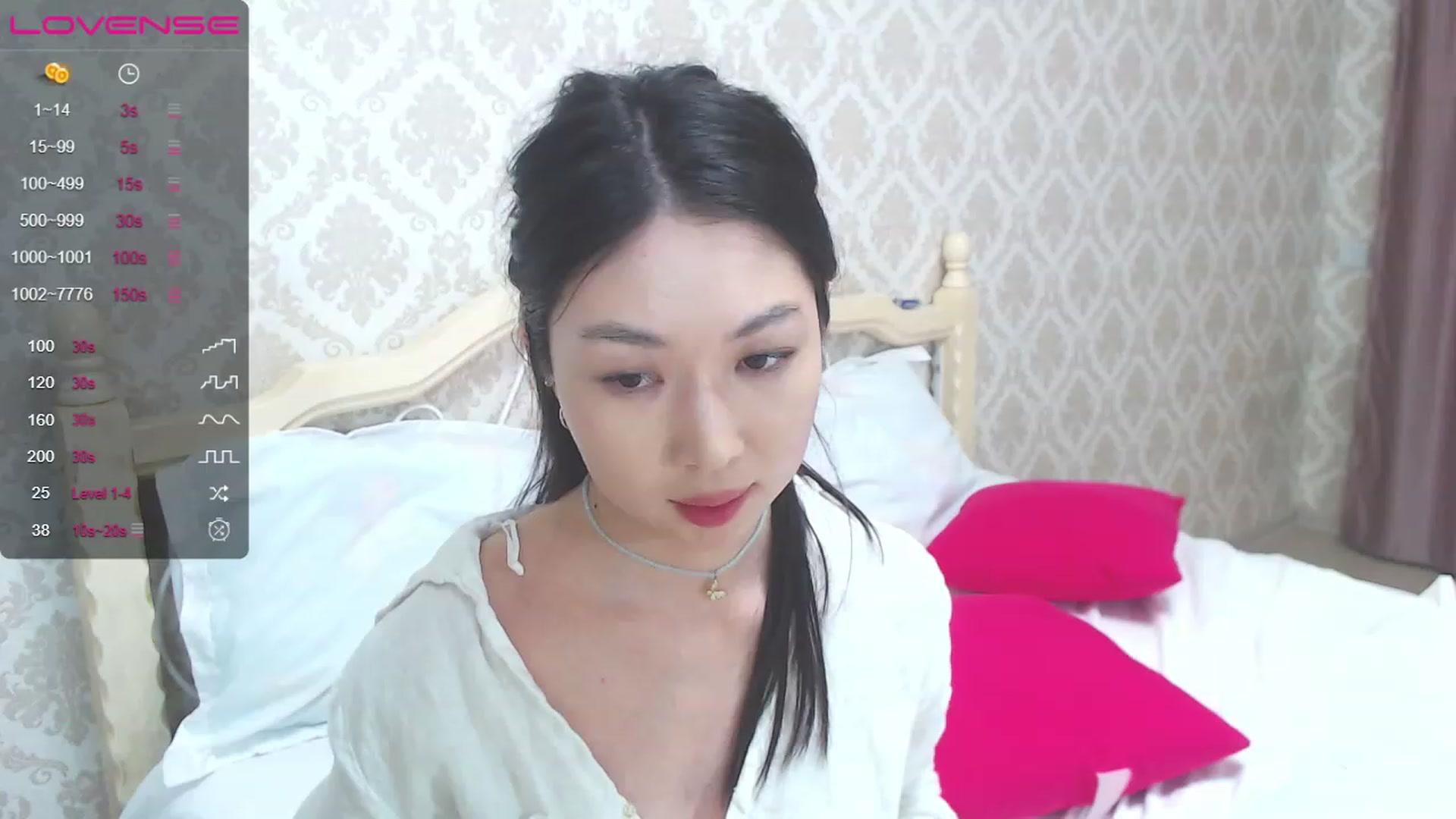 Gallery image thumbnail from blackfoxi's myfreecams stream on, 06/06/2023, 16:05 image 19 of 20