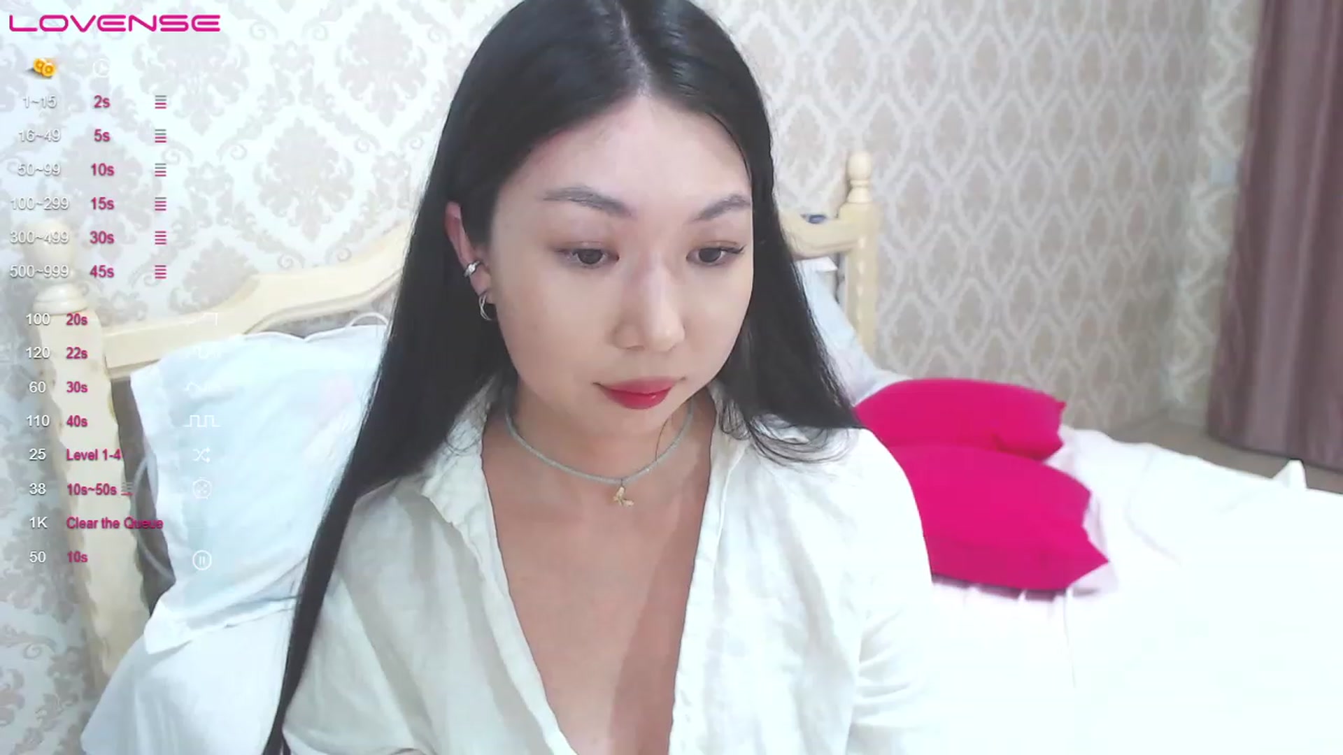 Gallery image thumbnail from blackfoxi's myfreecams stream on, 06/06/2023, 16:05 image 5 of 20