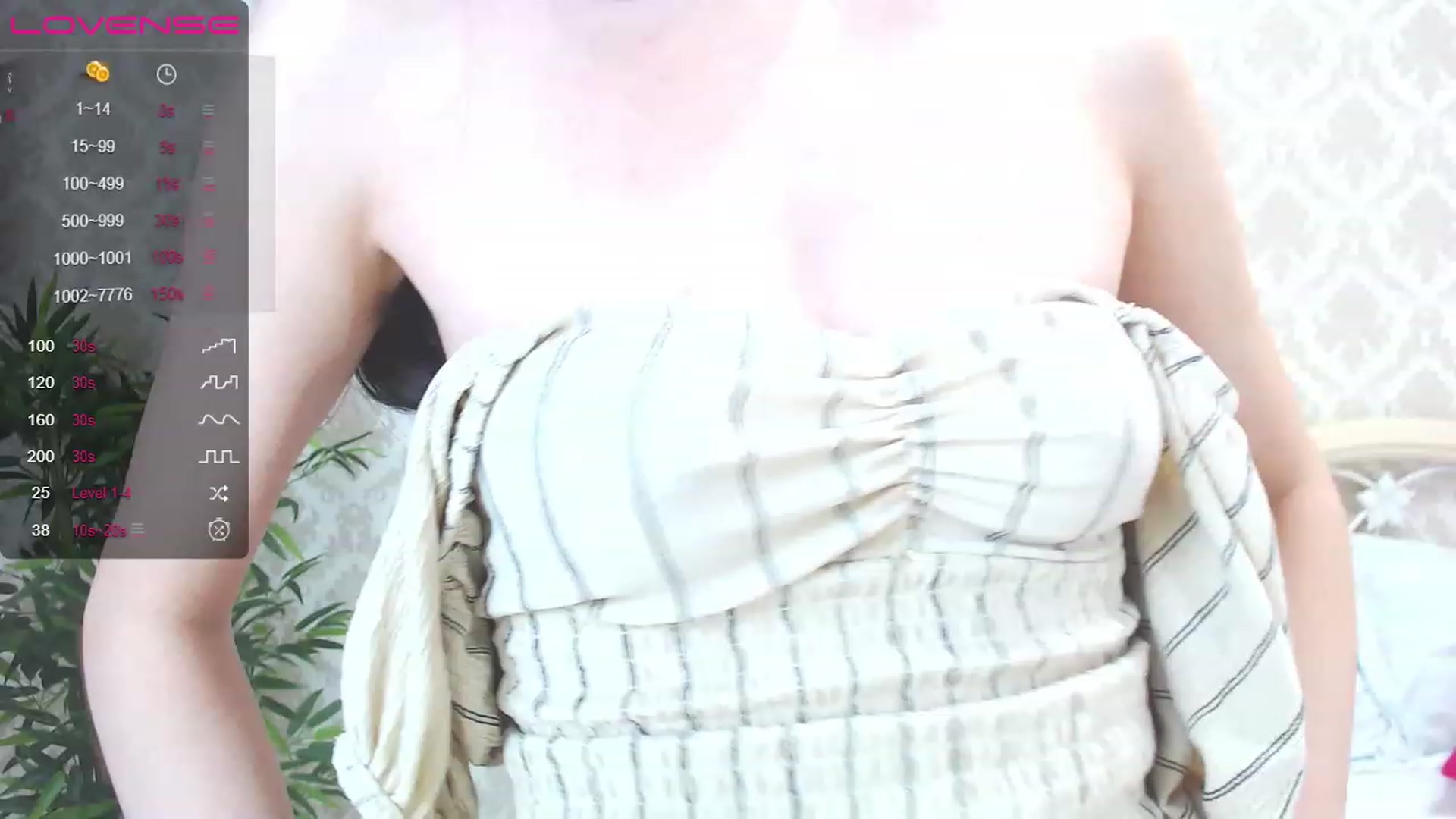 Gallery image thumbnail from blackfoxi's myfreecams stream on, 06/09/2023, 12:05 image 9 of 20