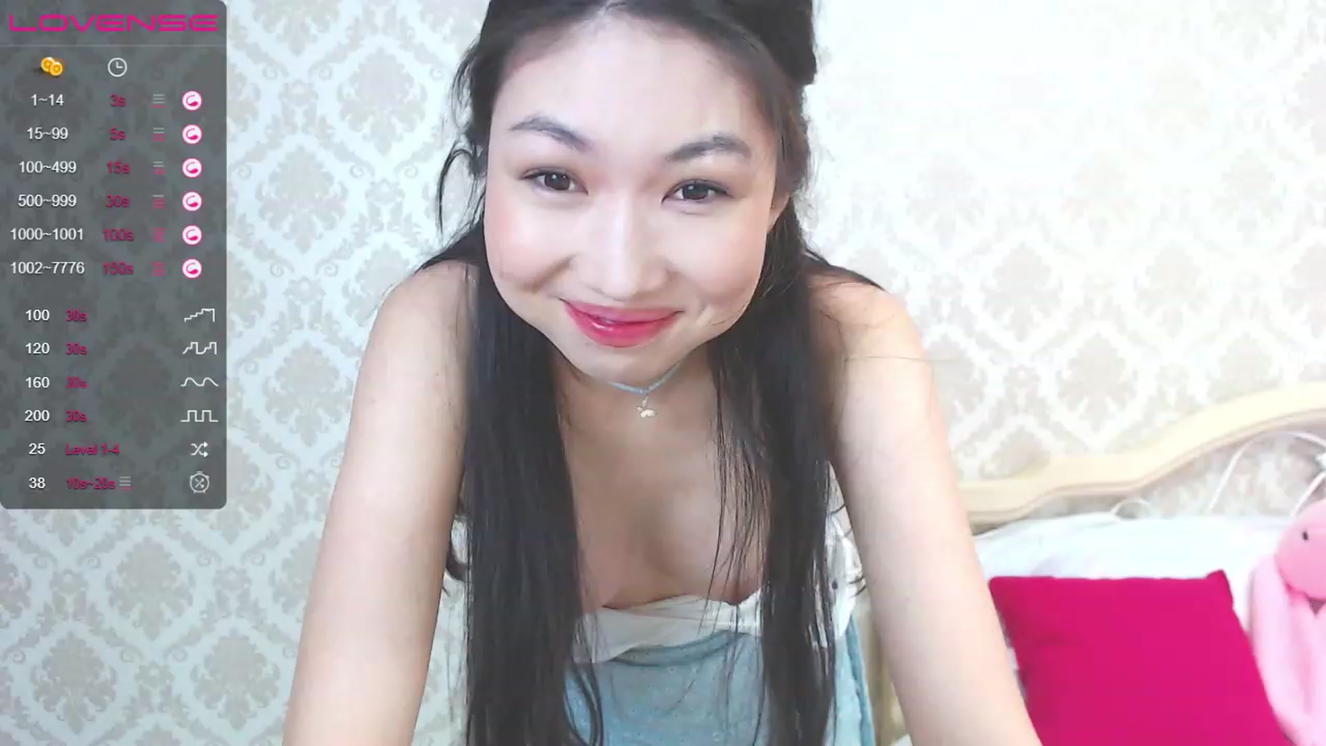 Gallery image thumbnail from blackfoxi's myfreecams stream on, 06/15/2023, 10:51 image 3 of 20