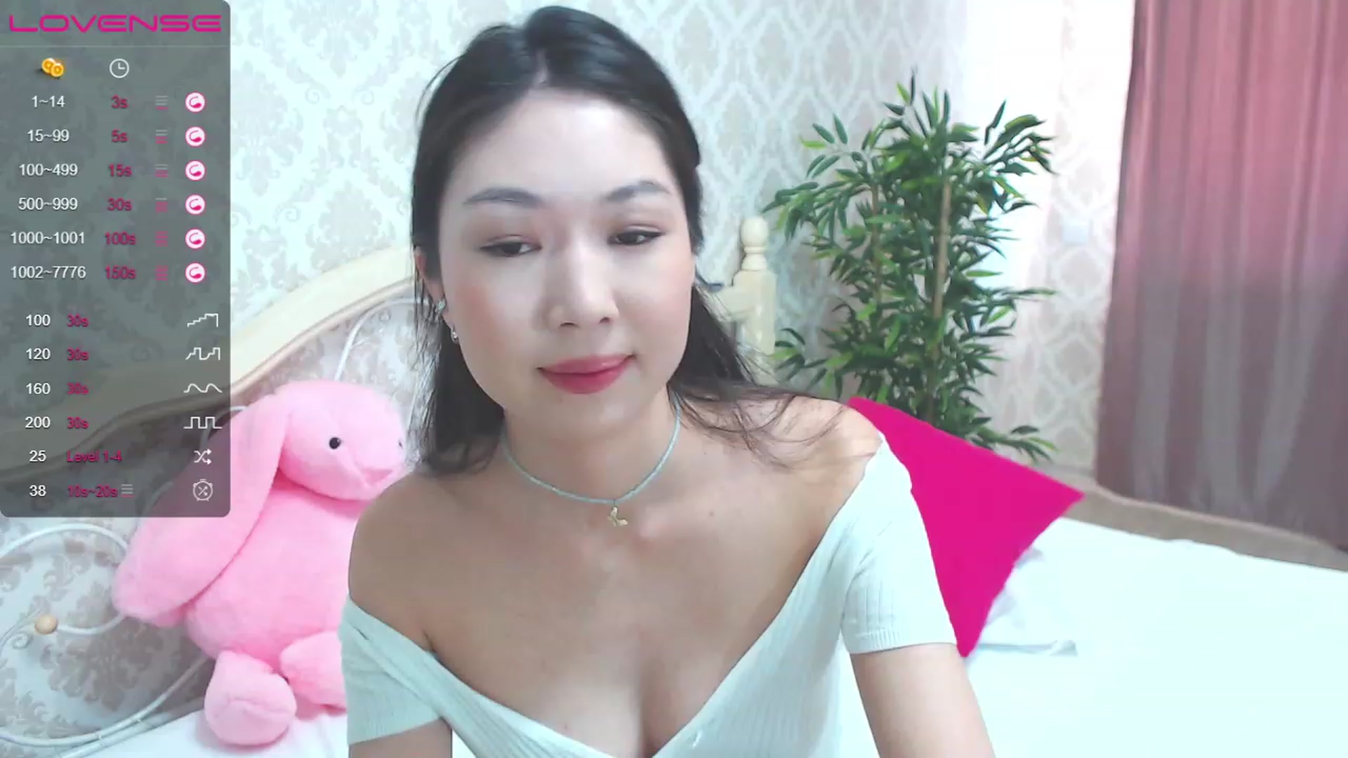 Gallery image thumbnail from blackfoxi's myfreecams stream on, 06/15/2023, 10:51 image 14 of 20
