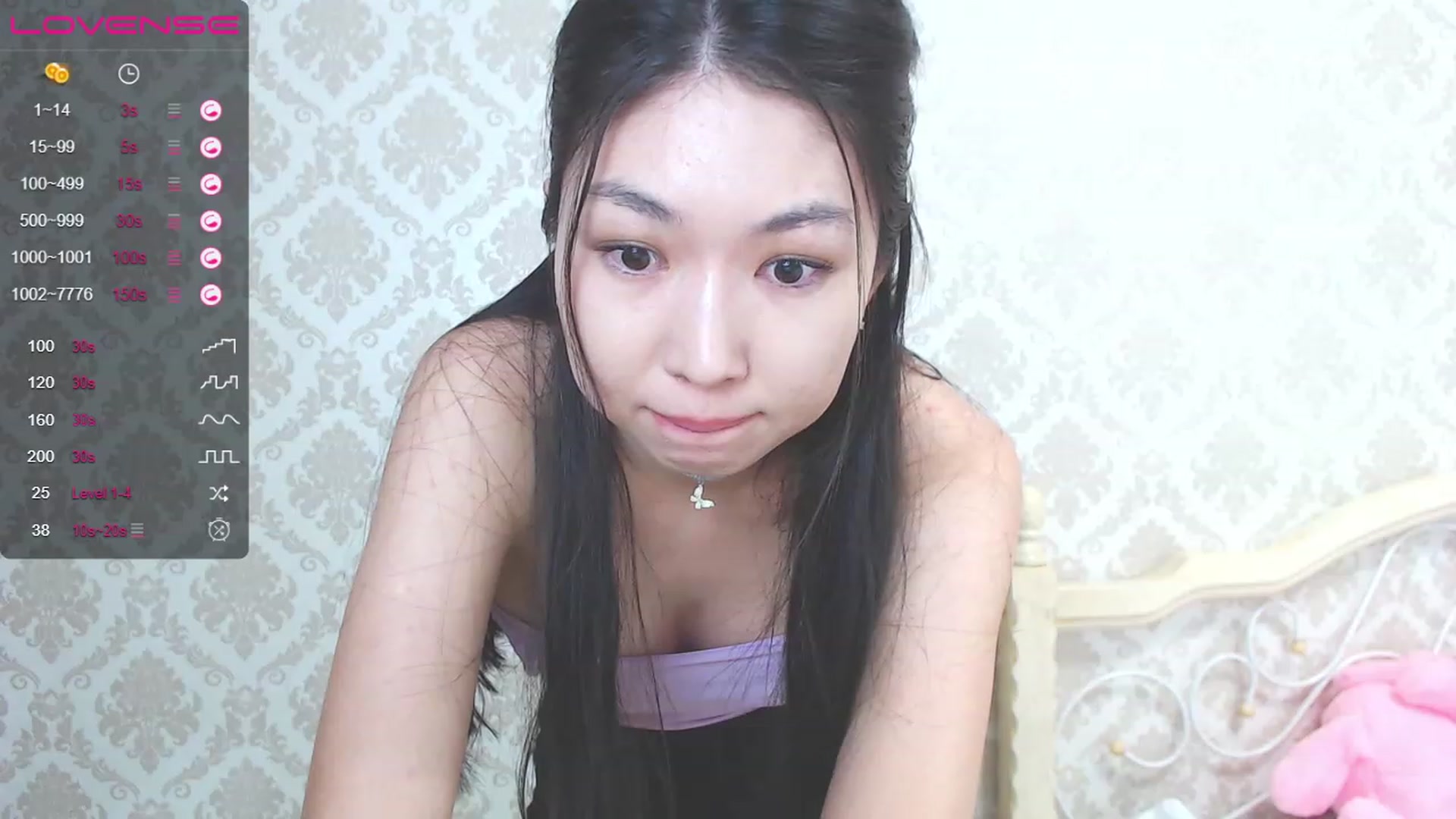 Gallery image thumbnail from blackfoxi's myfreecams stream on, 06/18/2023, 15:40 image 14 of 20