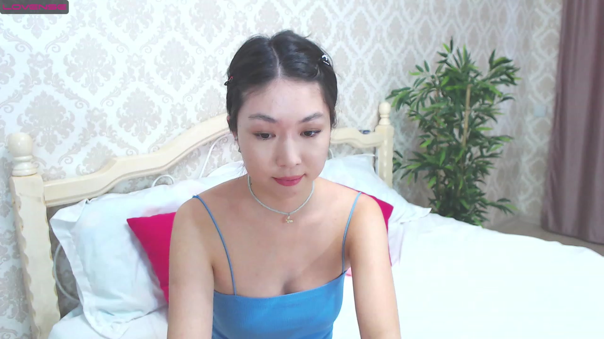 Gallery image thumbnail from blackfoxi's myfreecams stream on, 06/19/2023, 14:20 image 13 of 20
