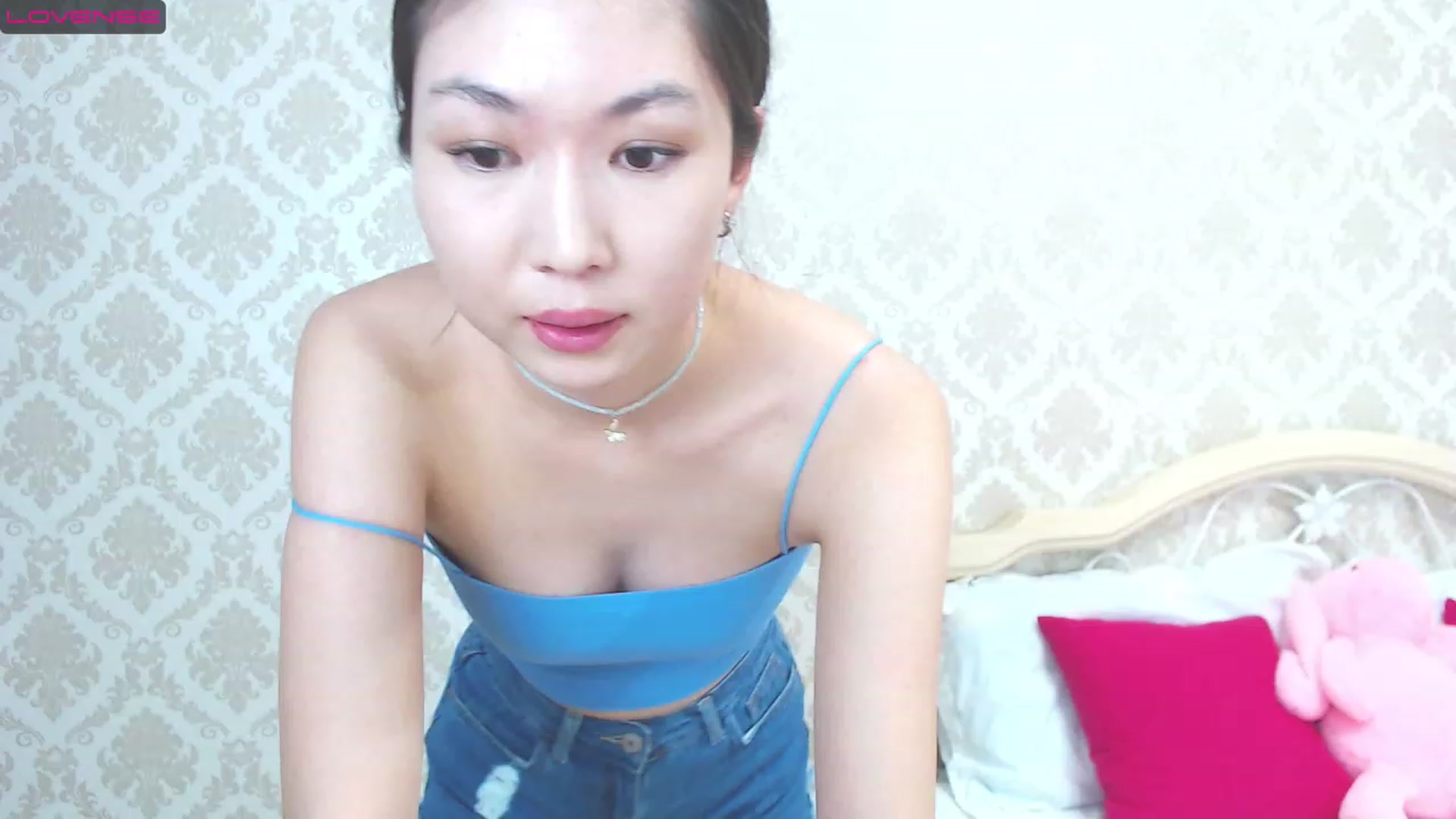 Gallery image thumbnail from blackfoxi's myfreecams stream on, 06/19/2023, 14:40 image 4 of 20
