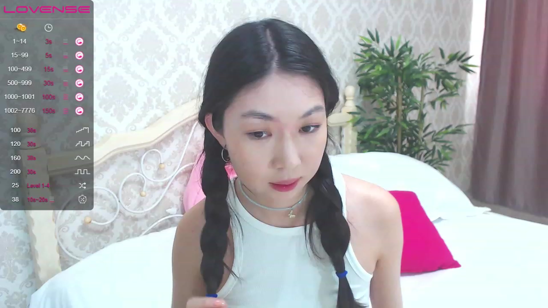 Gallery image thumbnail from blackfoxi's myfreecams stream on, 06/27/2023, 10:12 image 6 of 20