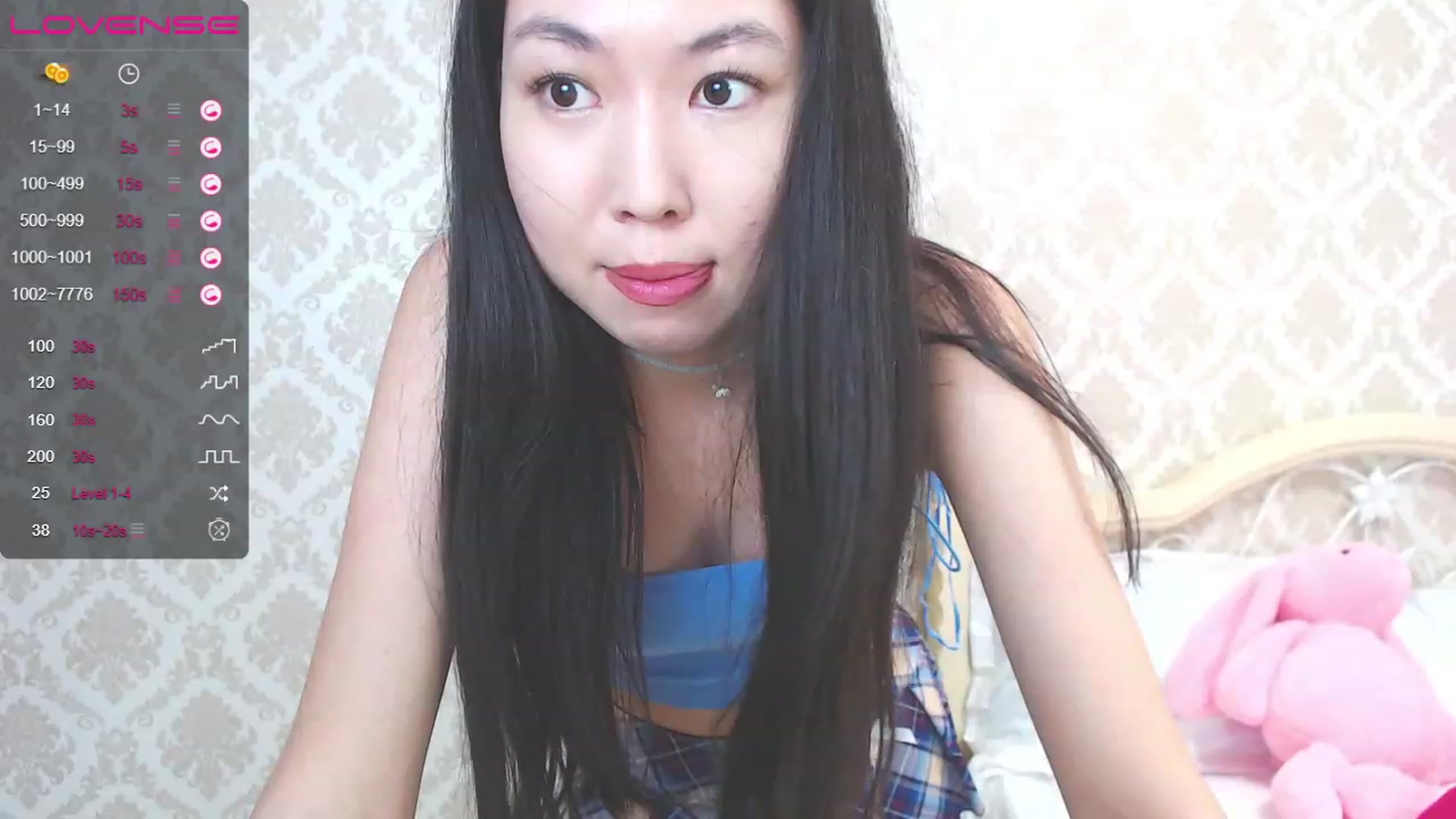 Gallery image thumbnail from blackfoxi's myfreecams stream on, 06/29/2023, 11:45 image 16 of 20