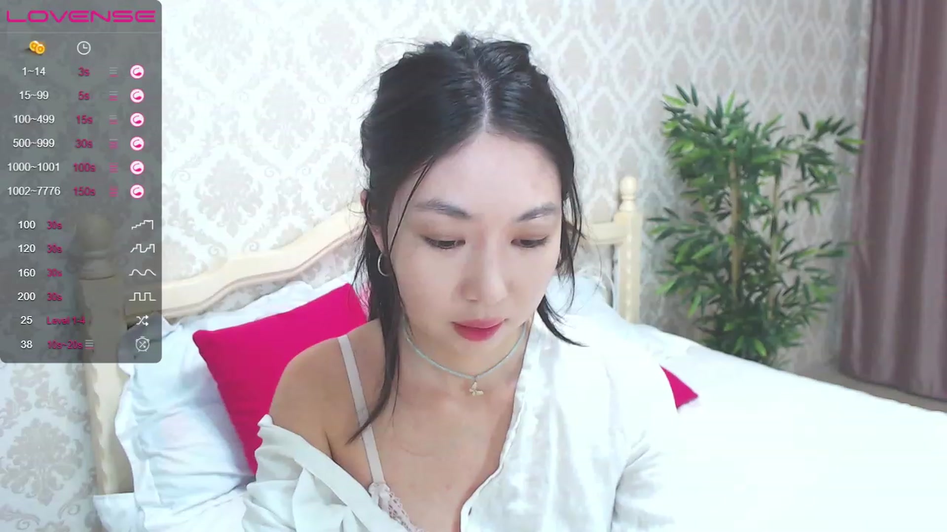 Gallery image thumbnail from blackfoxi's myfreecams stream on, 06/30/2023, 12:18 image 11 of 20