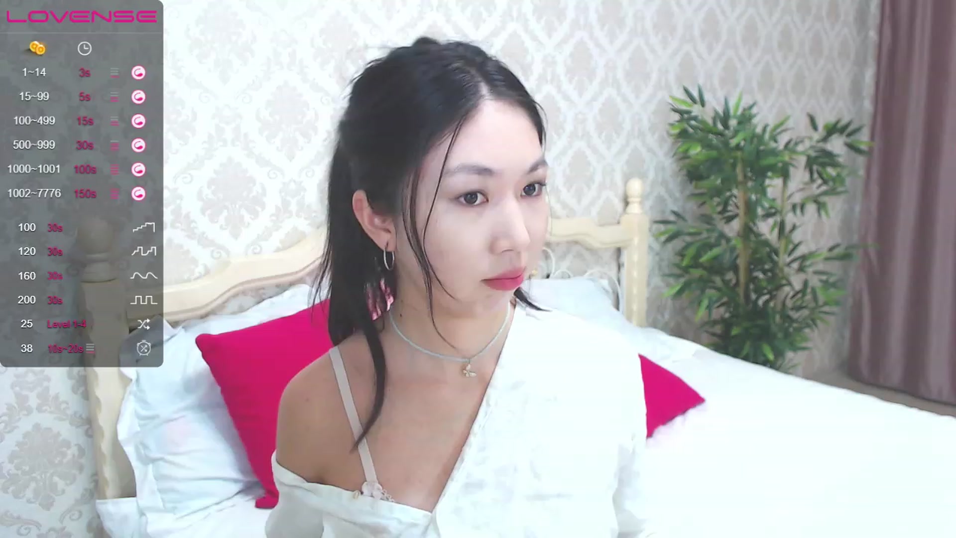Gallery image thumbnail from blackfoxi's myfreecams stream on, 06/30/2023, 12:18 image 10 of 20