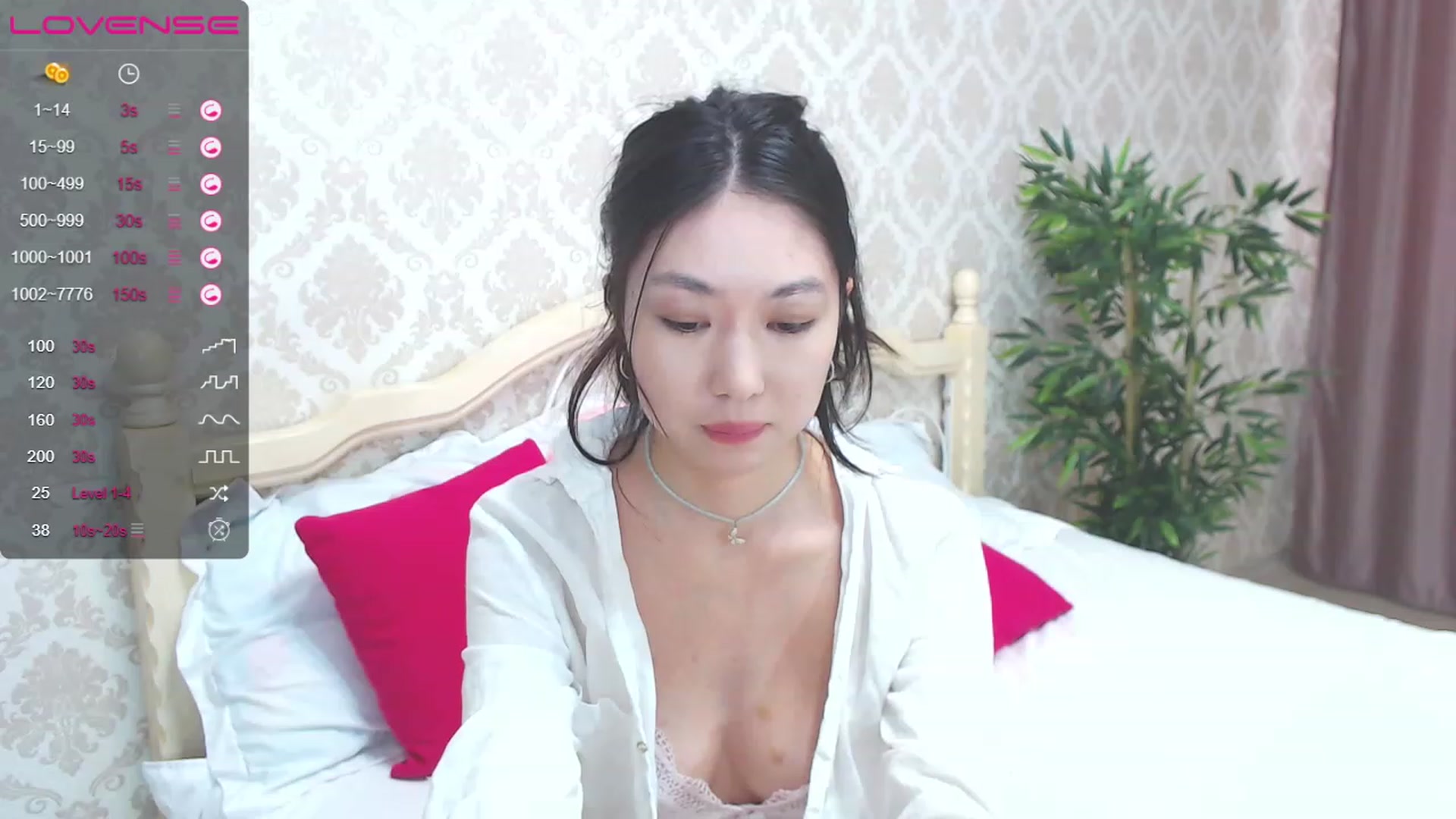 Gallery image thumbnail from blackfoxi's myfreecams stream on, 06/30/2023, 12:18 image 19 of 20