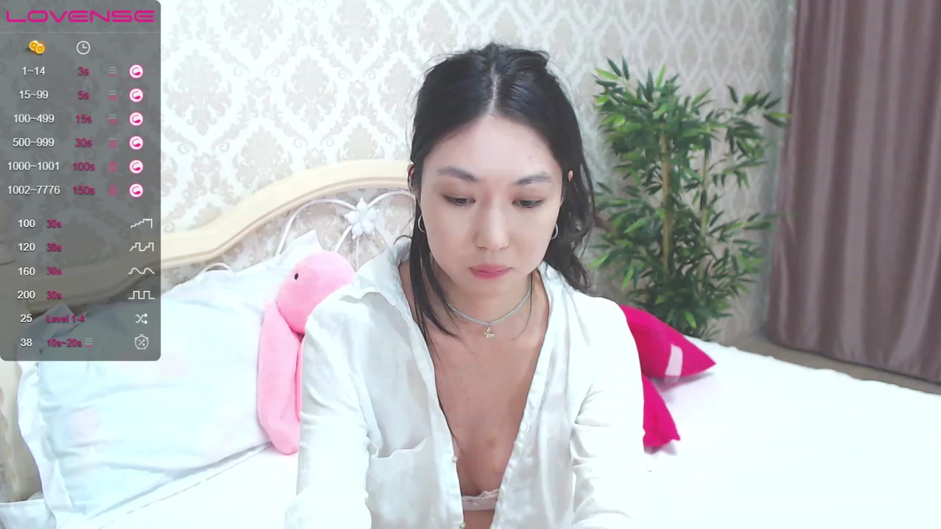 Gallery image thumbnail from blackfoxi's myfreecams stream on, 06/30/2023, 16:45 image 15 of 20