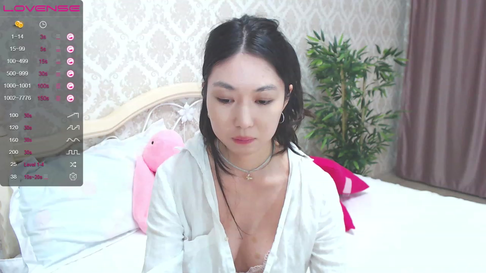 Gallery image thumbnail from blackfoxi's myfreecams stream on, 06/30/2023, 16:45 image 8 of 20