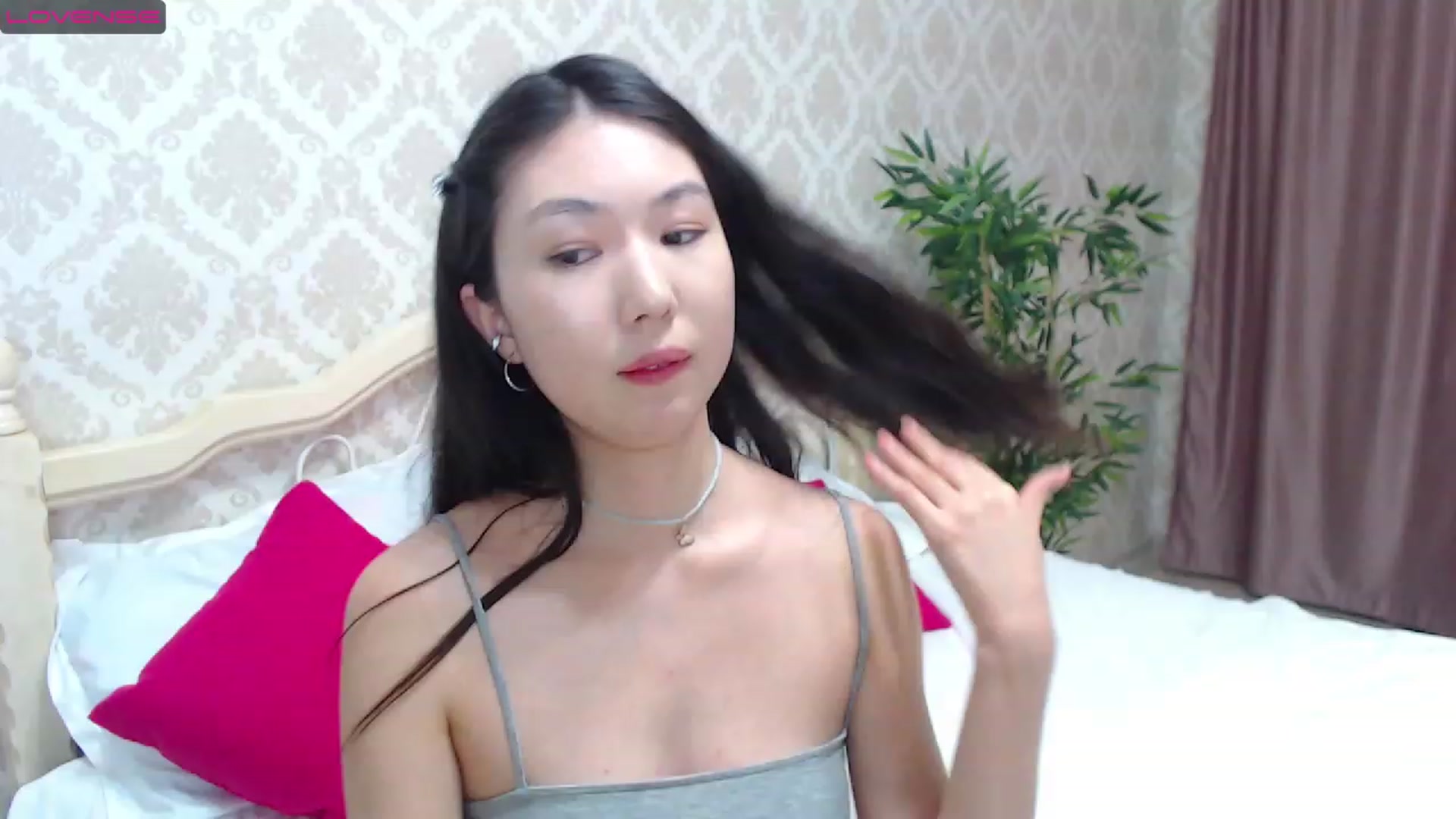 Gallery image thumbnail from blackfoxi's myfreecams stream on, 07/09/2023, 16:53 image 10 of 20