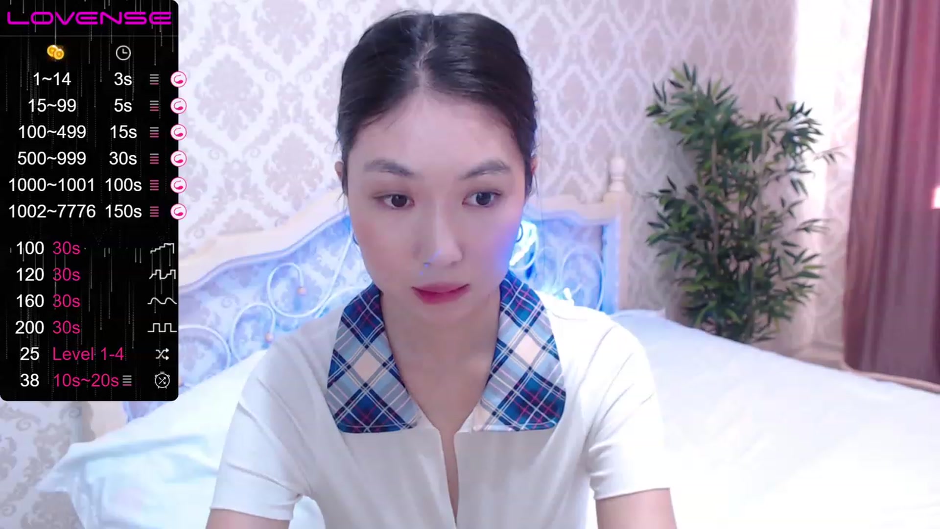 Gallery image thumbnail from blackfoxi's myfreecams stream on, 07/12/2023, 12:44 image 8 of 20