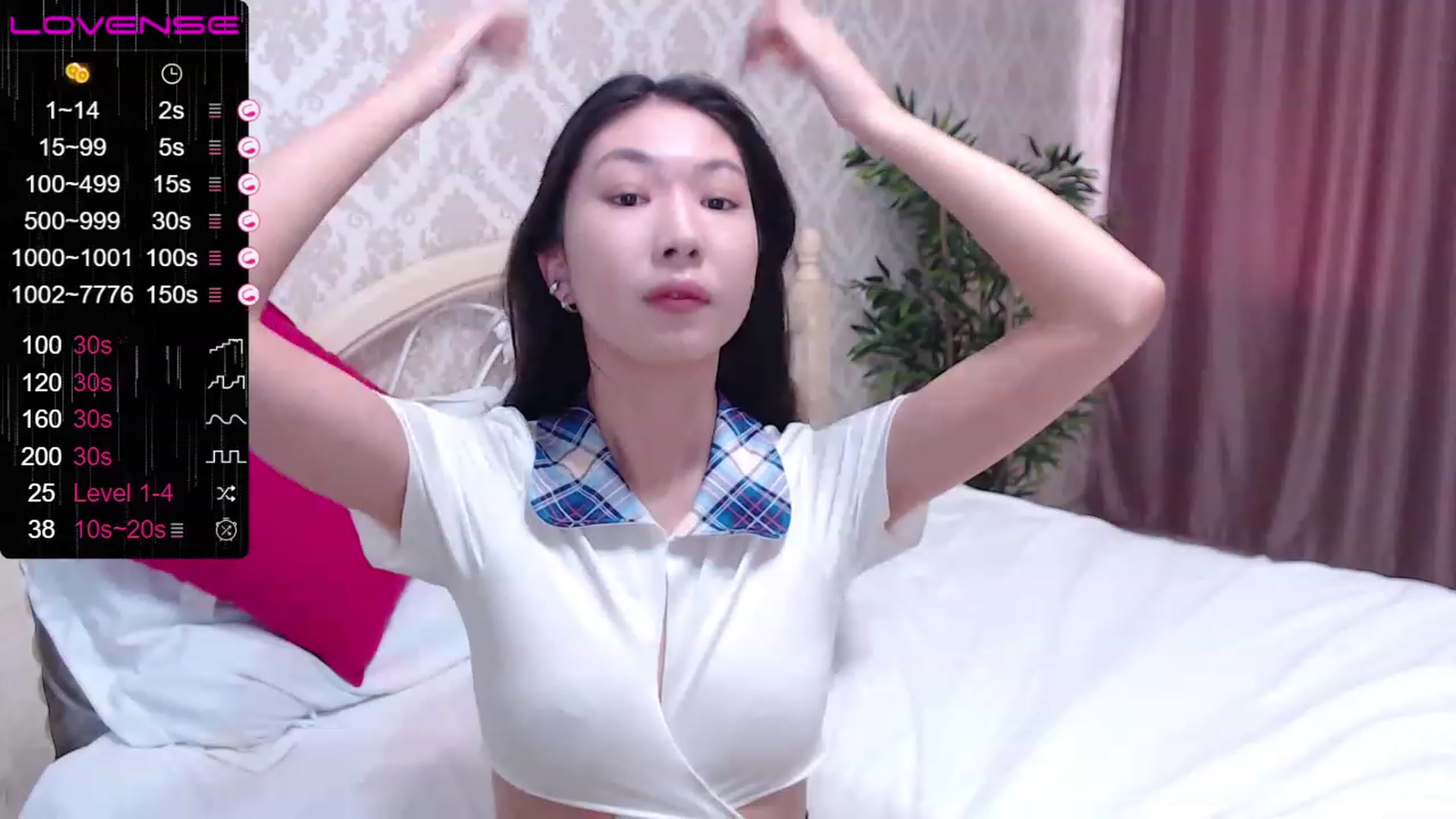 Gallery image thumbnail from blackfoxi's myfreecams stream on, 07/14/2023, 11:15 image 7 of 20