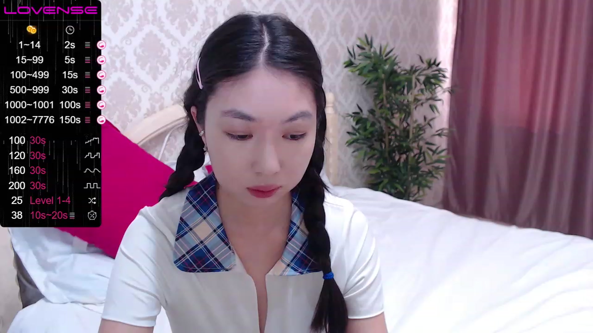 Gallery image thumbnail from blackfoxi's myfreecams stream on, 07/14/2023, 11:15 image 8 of 20