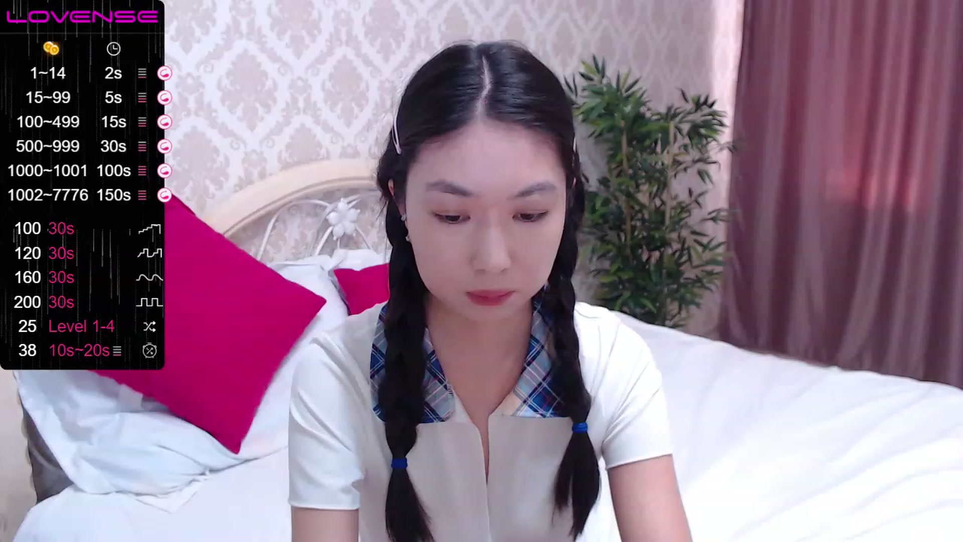 Gallery image thumbnail from blackfoxi's myfreecams stream on, 07/14/2023, 11:15 image 13 of 20