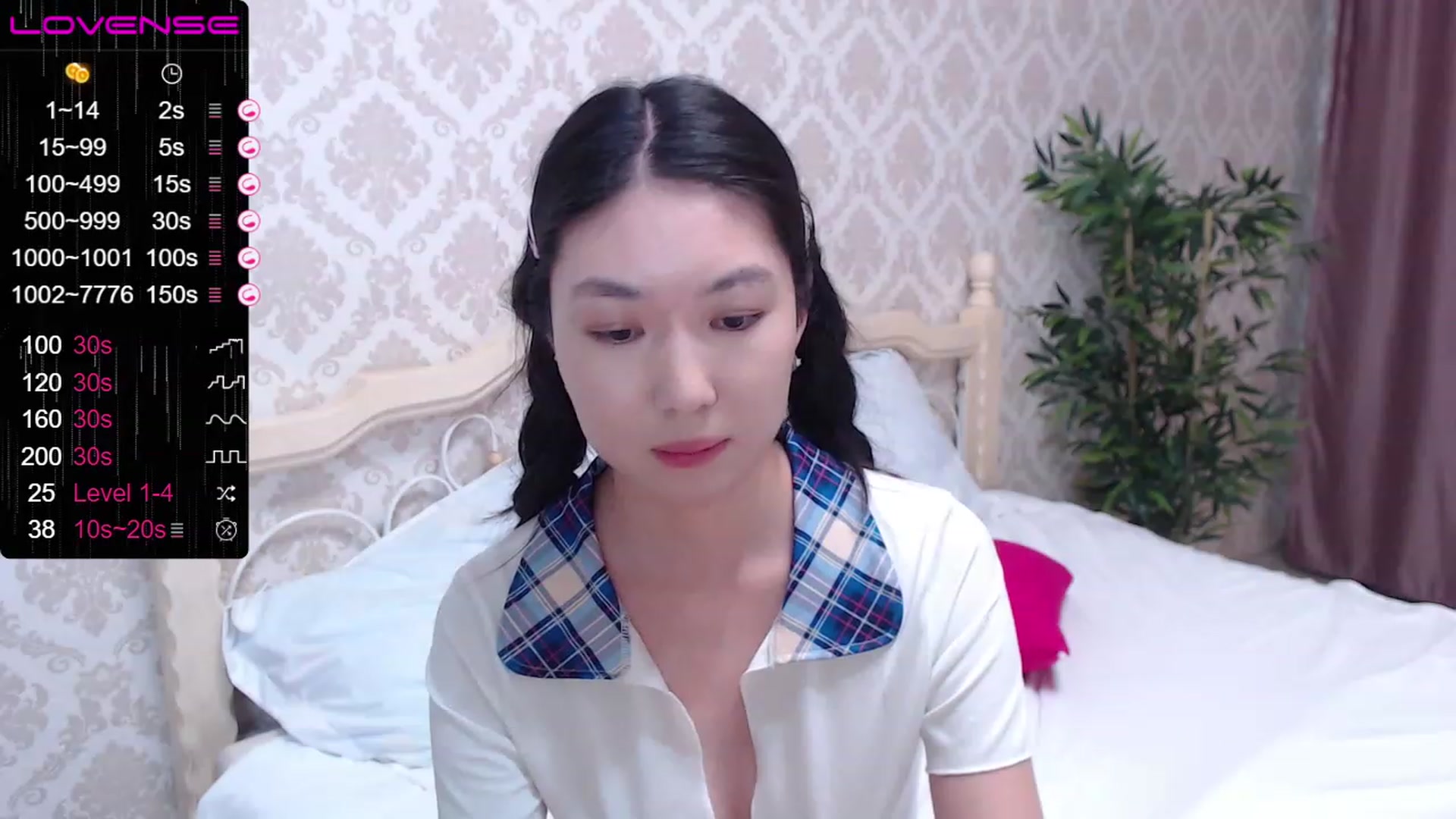 Gallery image thumbnail from blackfoxi's myfreecams stream on, 07/14/2023, 14:31 image 19 of 20