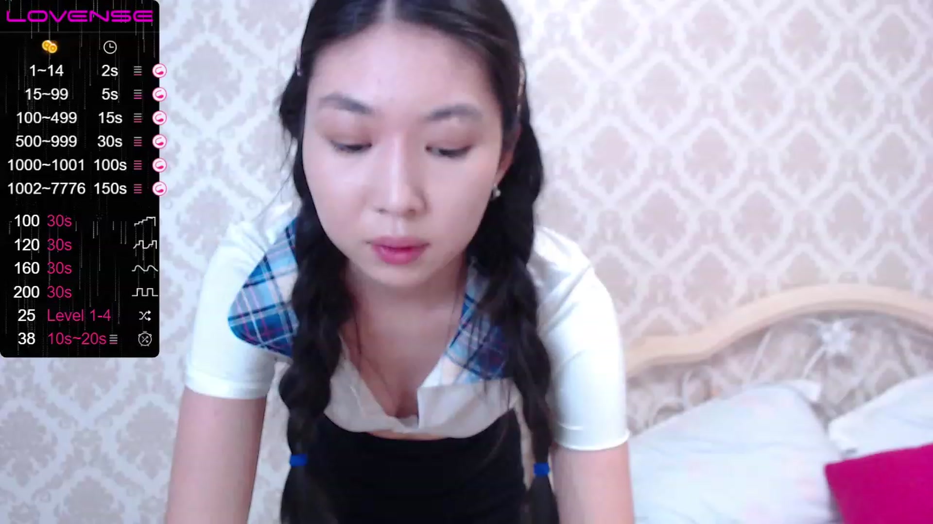 Gallery image thumbnail from blackfoxi's myfreecams stream on, 07/14/2023, 14:31 image 9 of 20