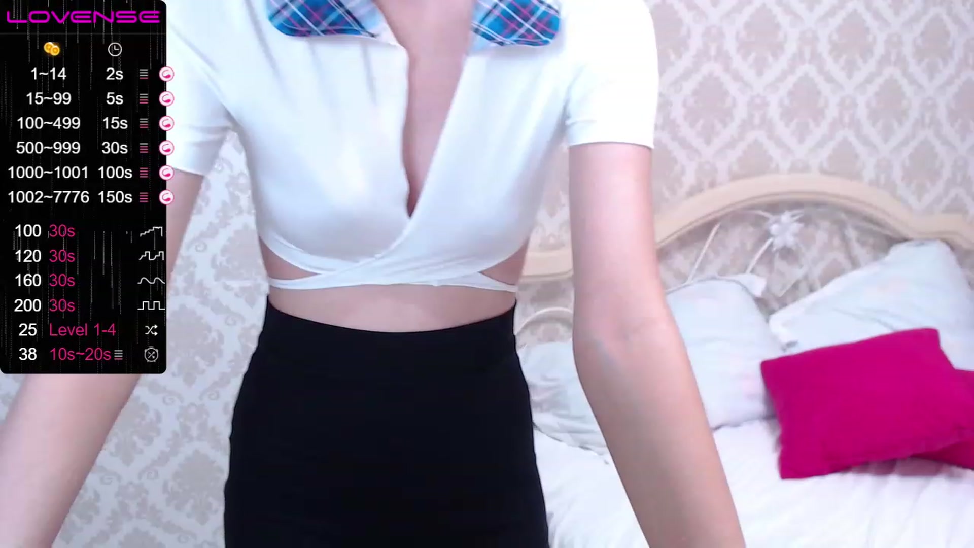 Gallery image thumbnail from blackfoxi's myfreecams stream on, 07/14/2023, 15:41 image 10 of 20