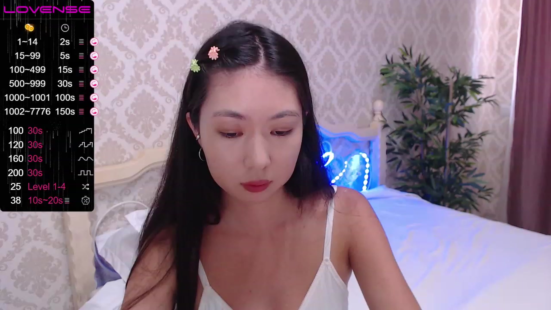 Gallery image thumbnail from blackfoxi's myfreecams stream on, 07/26/2023, 09:36 image 16 of 20