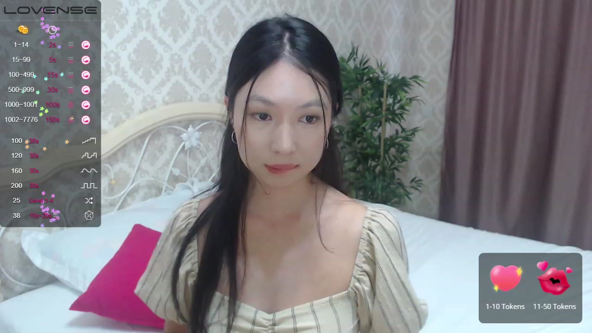 Gallery image thumbnail from blackfoxi's myfreecams stream on, 09/09/2023, 10:39 image 18 of 20