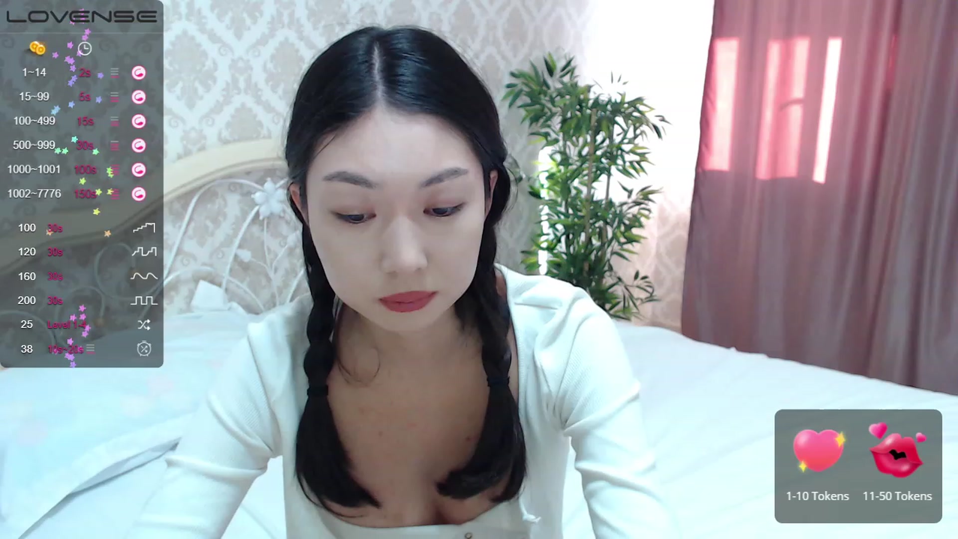 Gallery image thumbnail from blackfoxi's myfreecams stream on, 09/19/2023, 11:18 image 8 of 20