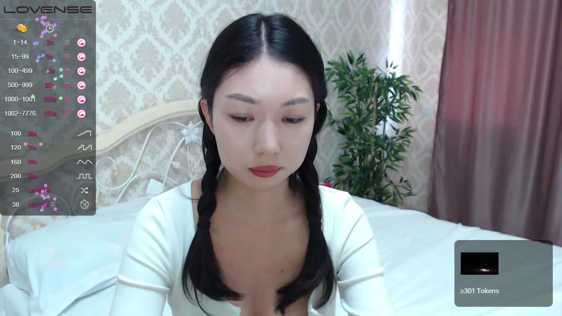 Gallery image thumbnail from blackfoxi's myfreecams stream on, 09/19/2023, 11:18 image 13 of 20
