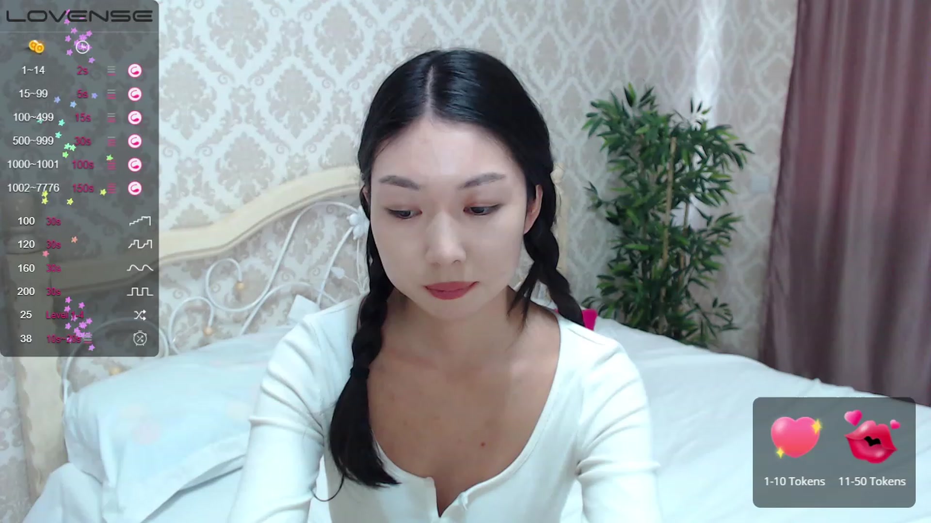Gallery image thumbnail from blackfoxi's myfreecams stream on, 09/19/2023, 11:49 image 13 of 20
