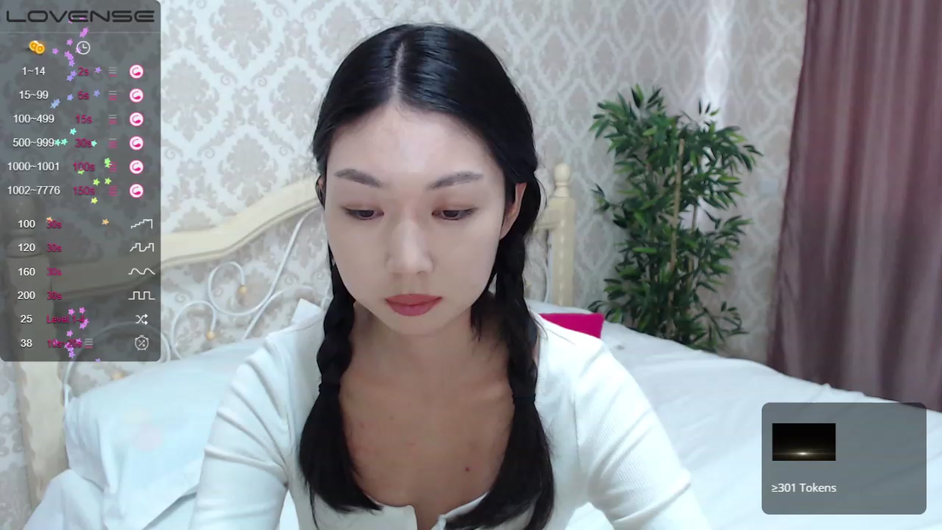Gallery image thumbnail from blackfoxi's myfreecams stream on, 09/19/2023, 11:49 image 17 of 20