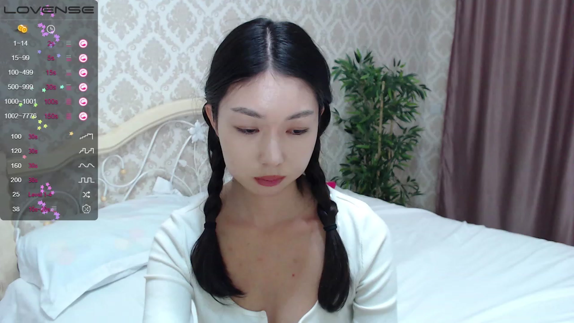 Gallery image thumbnail from blackfoxi's myfreecams stream on, 09/19/2023, 12:59 image 16 of 20